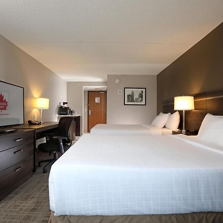 Canad Inns Destination Centre 布兰登 外观 照片
