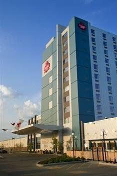 Canad Inns Destination Centre 布兰登 外观 照片